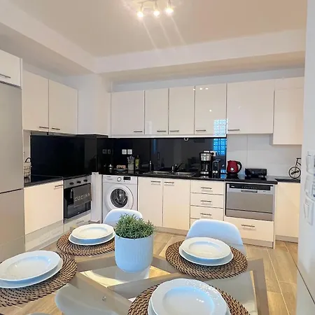 Pentelis Cozy In Paleo Faliro Διαμέρισμα